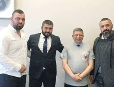 Σύμβουλος Ερντογάν: «Να χρησιμοποιήσουμε χημικά όπλα κατά του YPG»